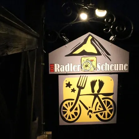 Radler-scheune בית הארחה